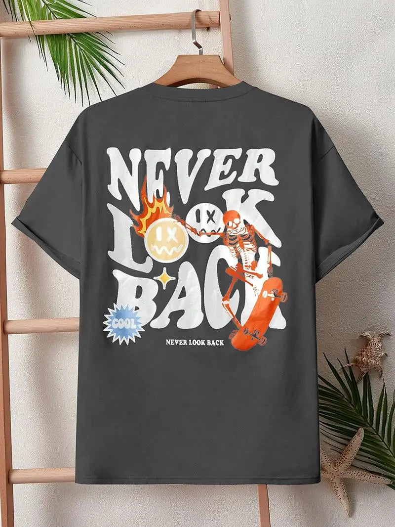 Never Look Back Street Print Tshirt Man Y2K - Eklat Collection